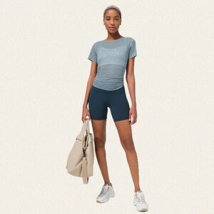 Lululemon Loop Around Tee